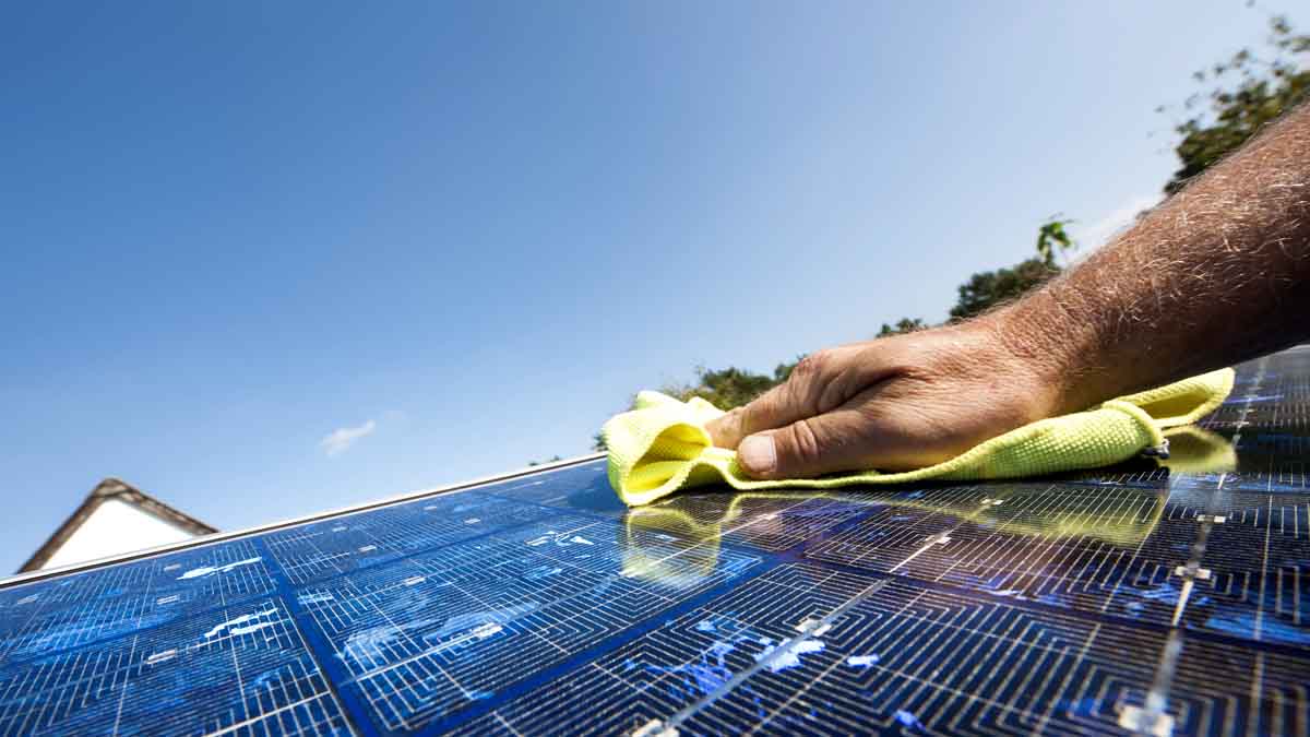 découvrez nos conseils pratiques pour l'entretien de vos panneaux solaires. assurez leur efficacité et prolonger leur durabilité grâce à nos astuces et recommandations d'experts.