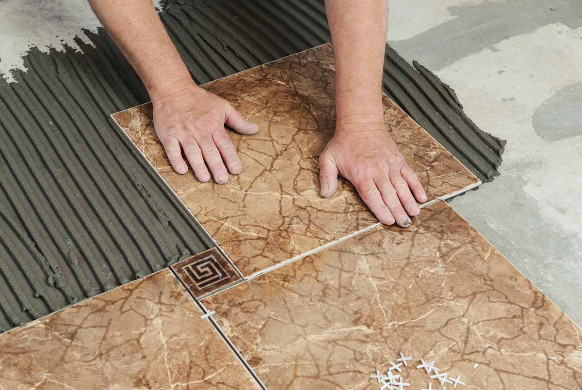 découvrez les erreurs courantes à éviter lors de la pose de sols. apprenez des conseils pratiques pour garantir une installation parfaite et durable de votre revêtement. améliorez votre projet avec notre guide complet !