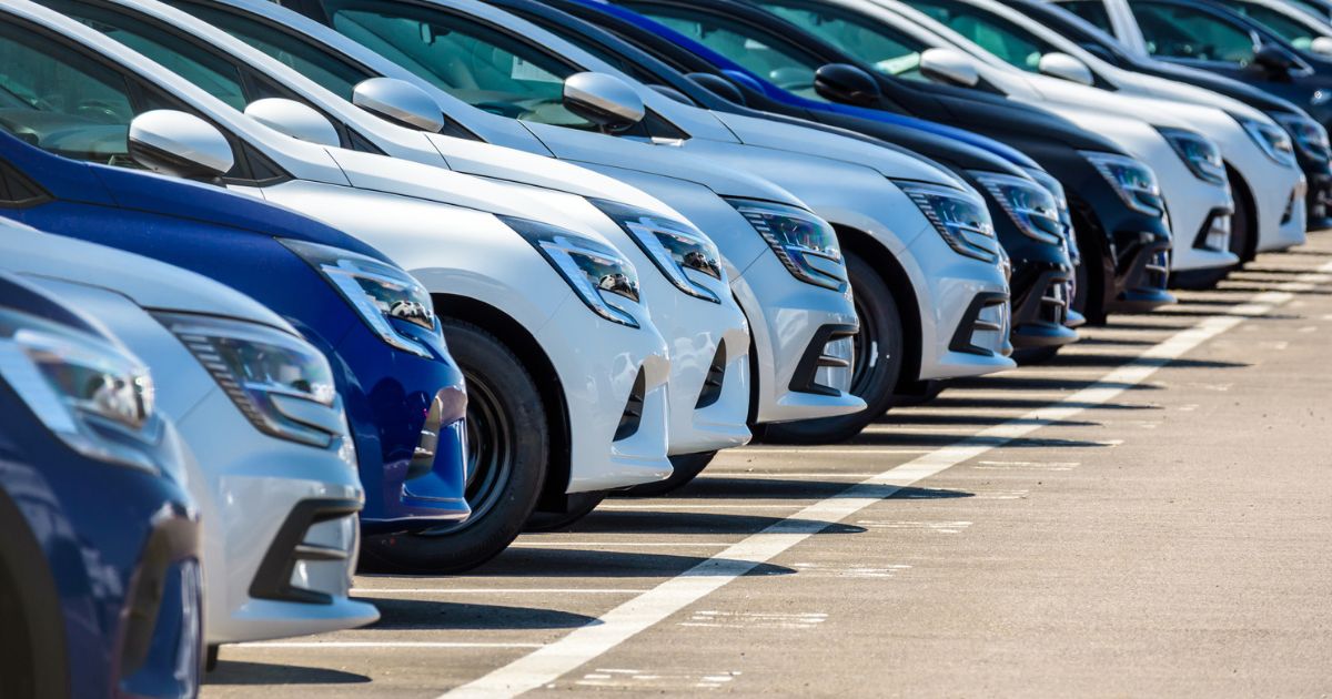 découvrez les tendances actuelles qui montrent un marché automobile français en bonne santé, avec une croissance soutenue et une forte demande.